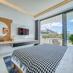 Villa Kangla - 3Br Luxurious Villa Seminyak
